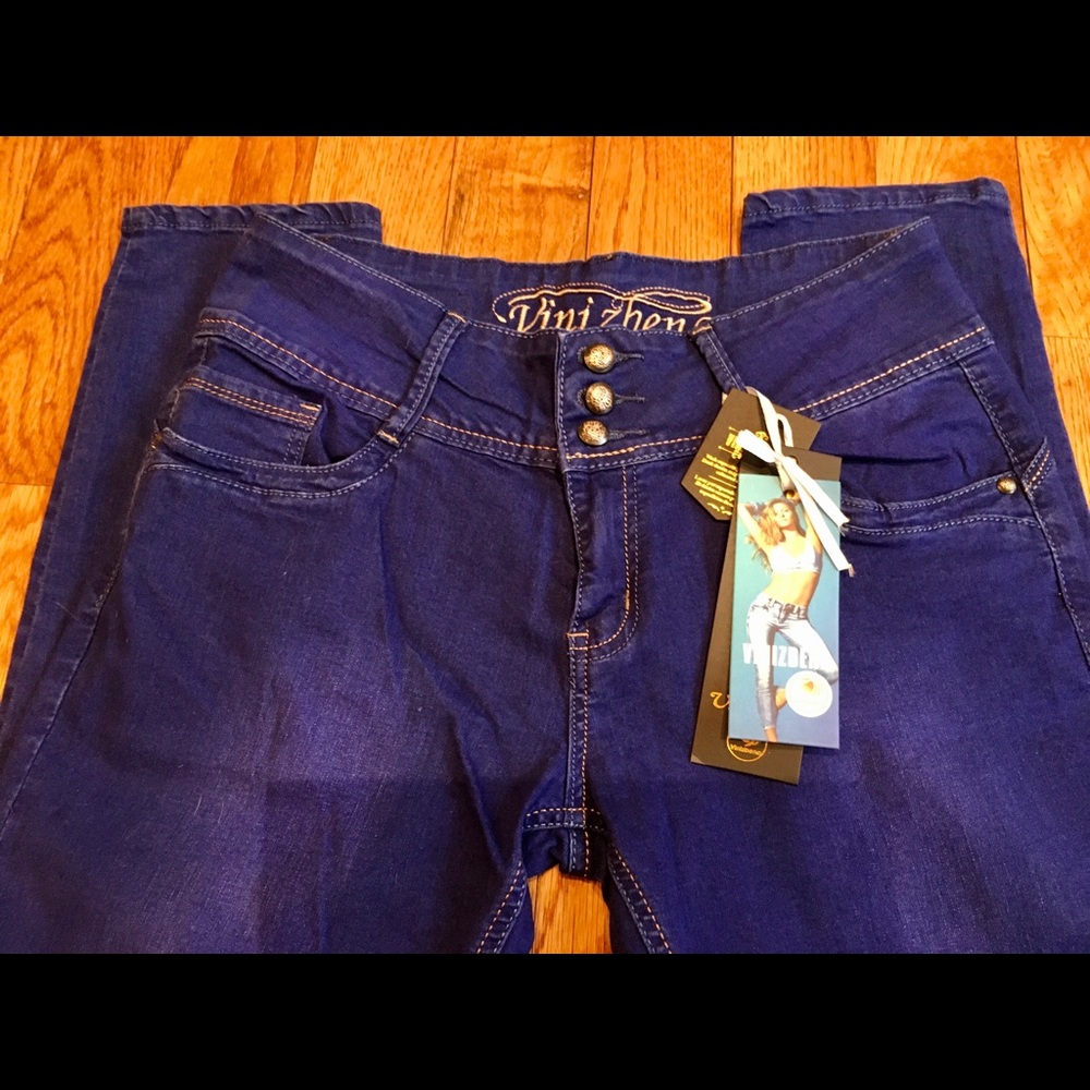 Vinizbena Jean size 15